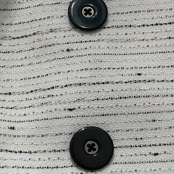 Jones Studio women’s size 1X white black striped textured suit blazer - Picture 5 of 7